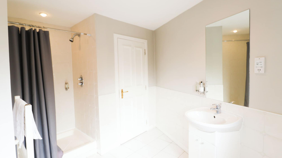 Bathroom 4, The Inn at Kippen, Stirling