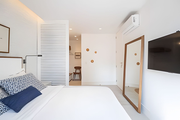 Room 5, Rua Dias Ferreira, 646 - Tesouro Escondido no Leblon, Rio de Janeiro