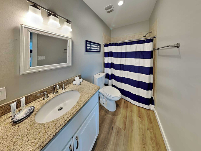 Bathroom 4, Sassy Seahorse by Silver Sands Vacation Rentals, Nueces