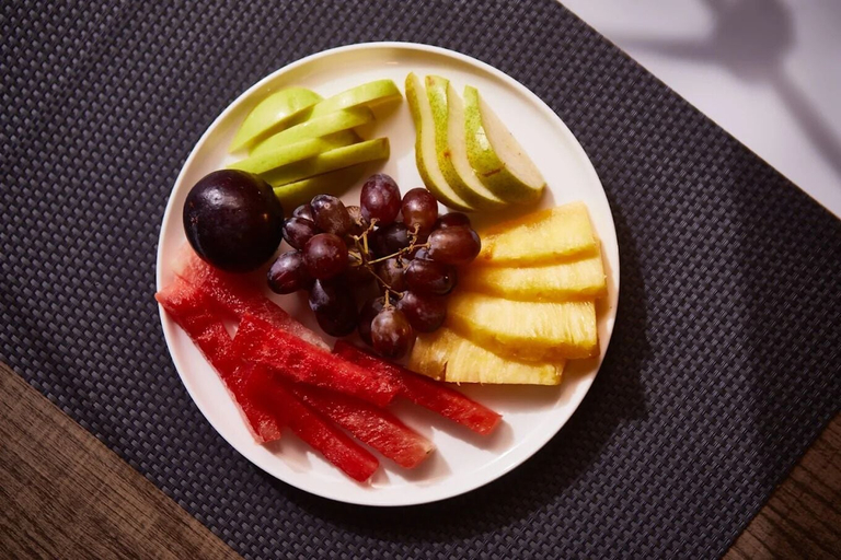 Food & Drinks 5, Purple Crown Hotel, Ikeja