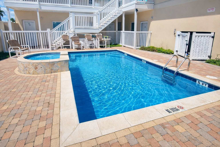 Sport & Beauty 4, Fresh Like New - Patio to Pool - Walk to Beach, Cameron