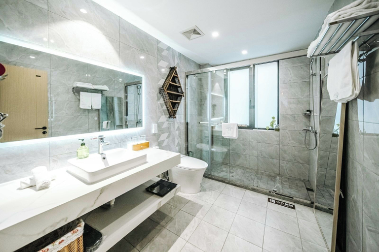 Bathroom 2, The Tea & Bamboo Retreat, Hangzhou