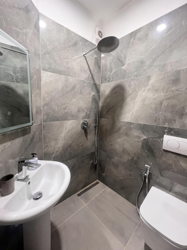 Bathroom 3, We Love Tirana 2BR Apartment in Center, Tirana