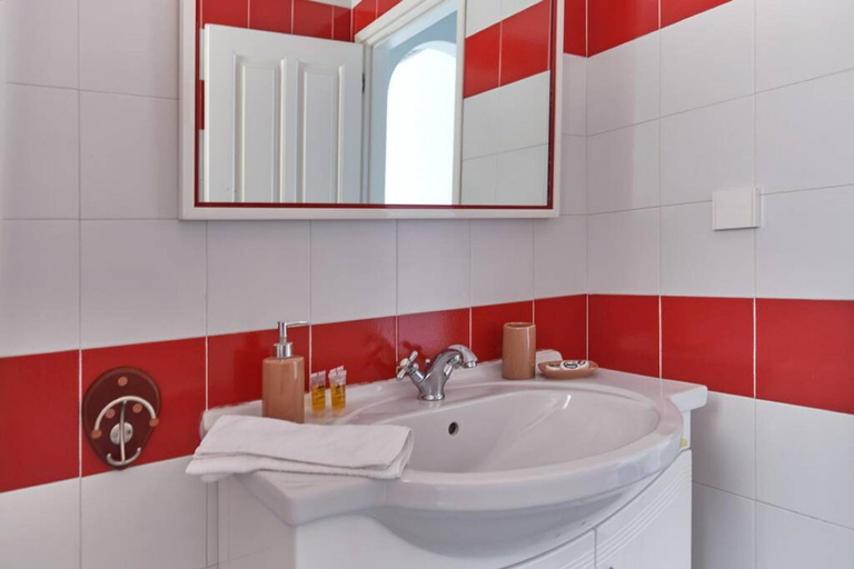 Bathroom 3, Ocean Villa in Paros, South Aegean