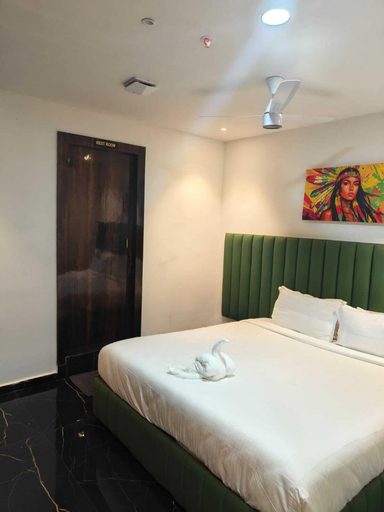 Room 3, Grand Bridge Hotel, Bangalore
