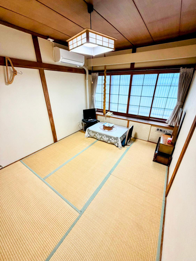 Bedroom 2, Hakodate Henmi Ryokan, Hakodate