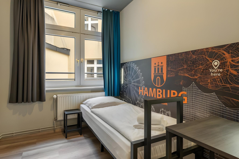 Bedroom 4, a&o Hamburg Hauptbahnhof, Hamburg