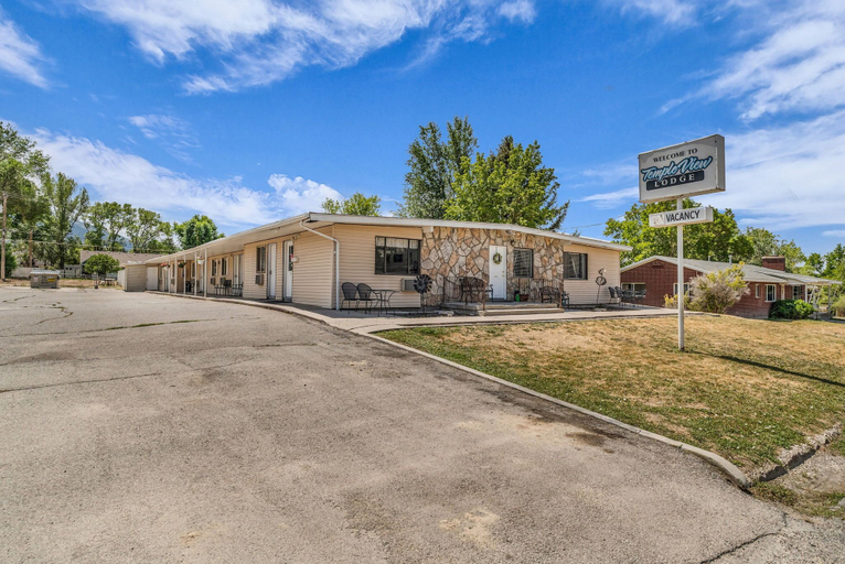 Exterior & Views 5, Temple View Lodge, Sanpete