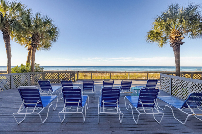 Property grounds 3, 3BR Edgewater Condo Pools, Golf, Tennis & Private Beach Access!, Bay