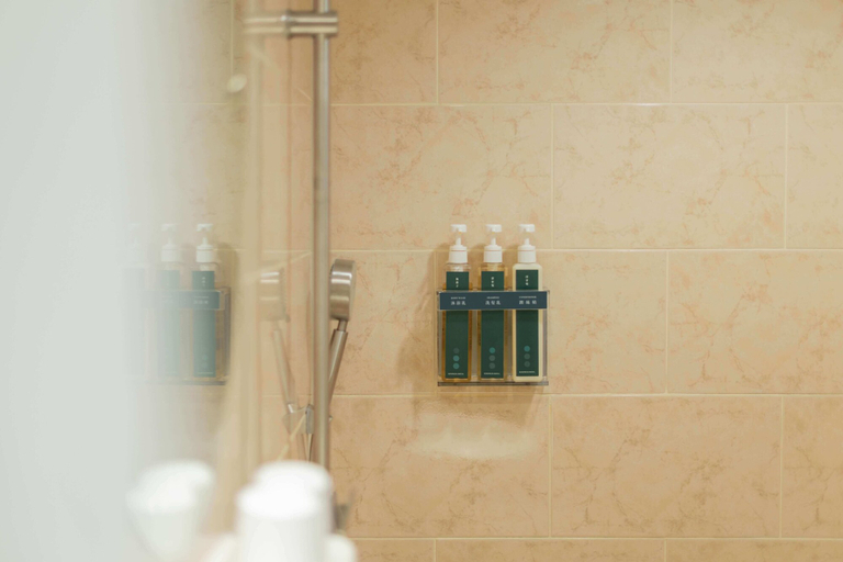 Bathroom 4, Kindness Hotel Weiwuying, Kaohsiung