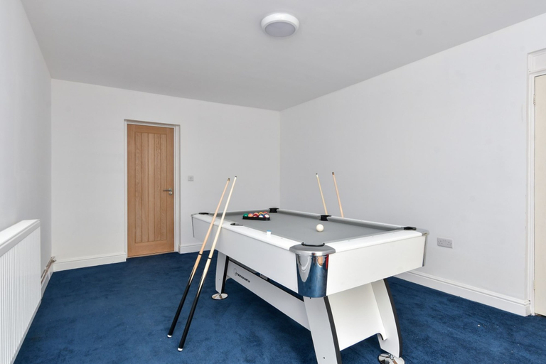 Room 3, Contractor-friendly 6BR 6 En-suites Free Parking, Kent