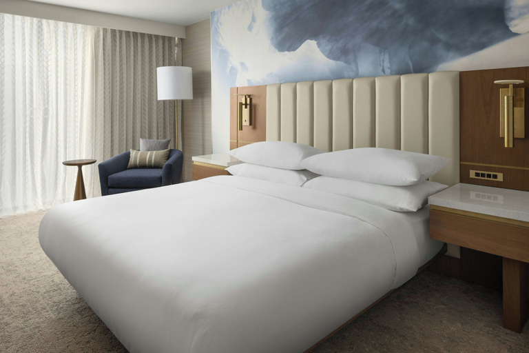Bedroom 3, Houston Marriott Uptown by the Galleria, Houston