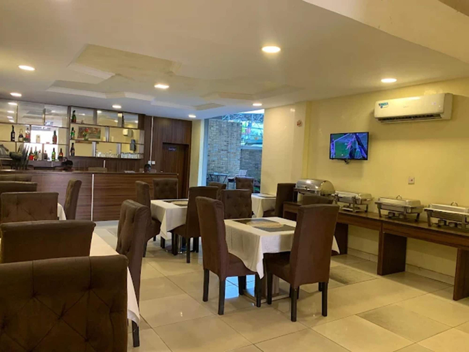Food & Drinks, Sky Suites, Mushin