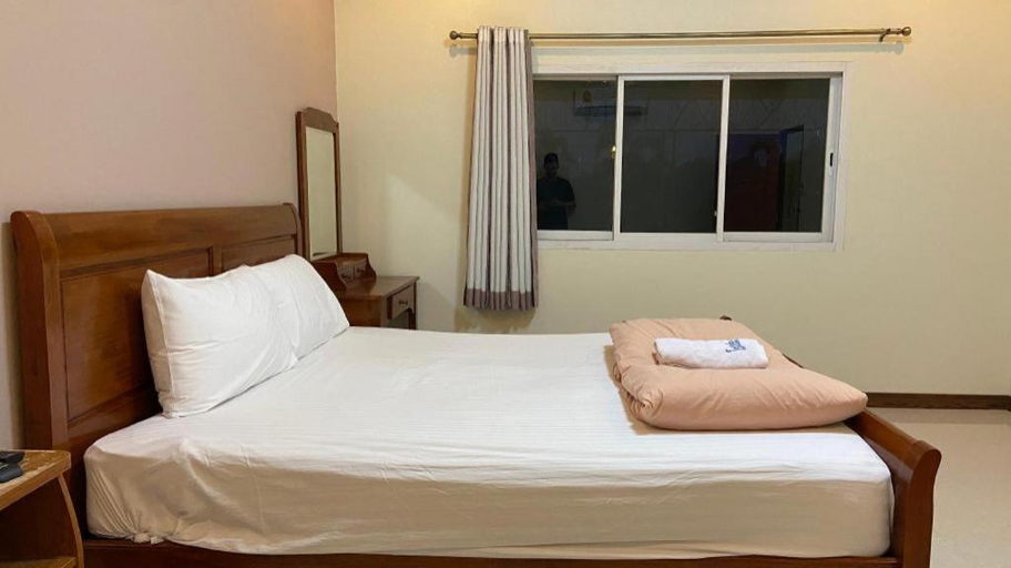 Bedroom 2, Prakaithong hotel, Sawang Daen Din