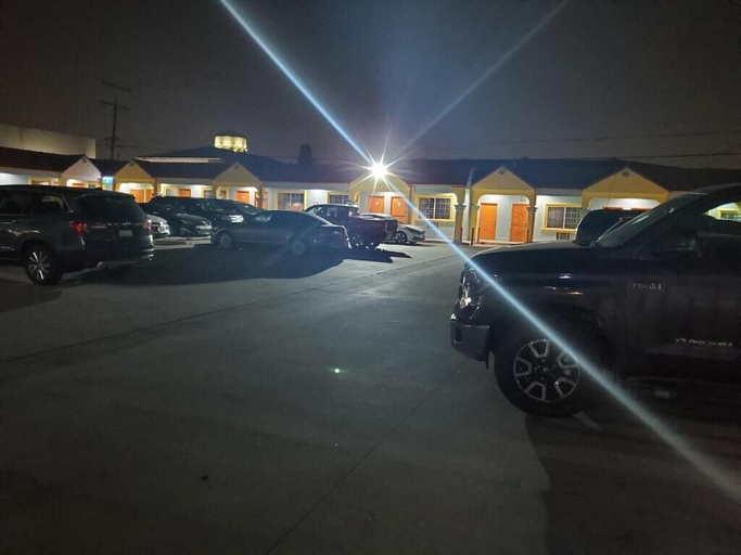Property grounds 2, Sunrise Inn, Los Angeles