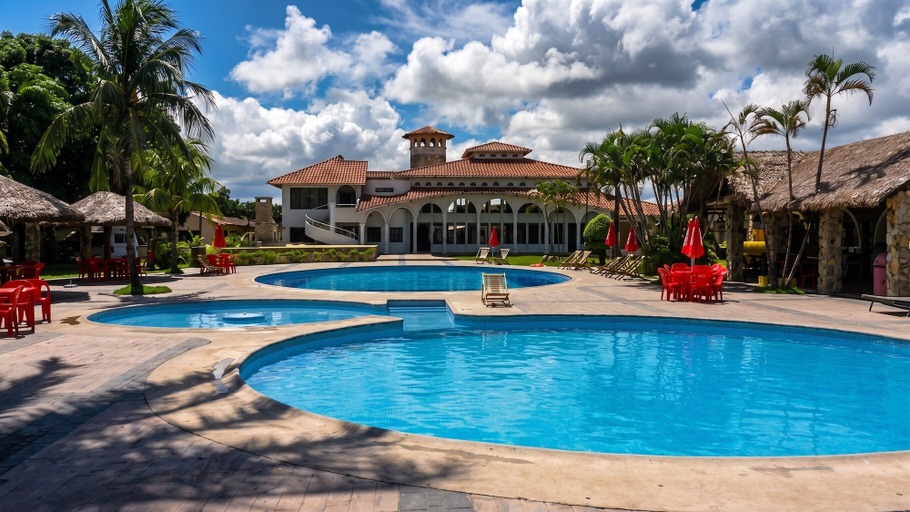 Pool 4, Mora Grande, Andrés Ibáñez
