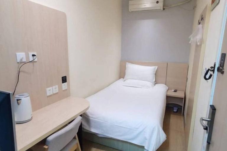 Room 4, Elong ME Hotel (Beijing Zuojiazhuang), Beijing