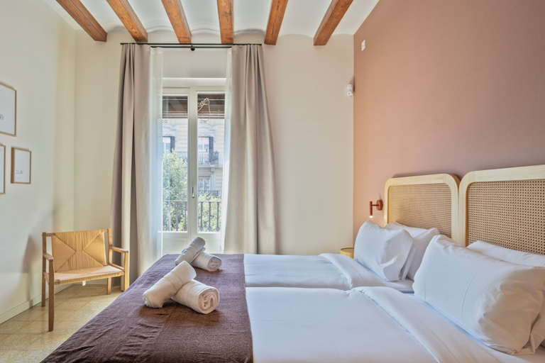 Room 2, Bonavista Apartments - Tamarit, Barcelona