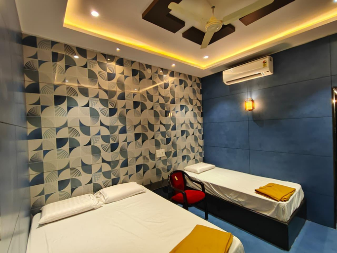 Bedroom 3, Srivara Grand Mantralayam , Raichur