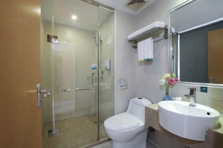 Bathroom 4, Mingji Hotel (Guangzhou Shawan Old Town), Guangzhou