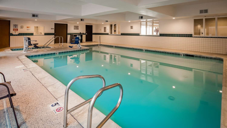Sport & Beauty 5, Airport Inn and Suites, Alameda