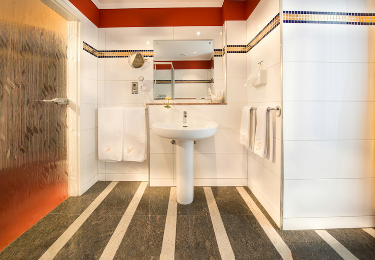 Bathroom, Bellevue Rheinhotel, Rhein-Hunsrück-Kreis