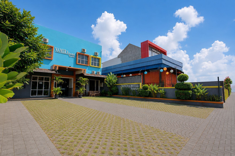 Exterior & Views 1, OYO 441 Namira Hotel Syariah, Sleman