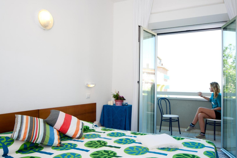 Bedroom 4, Hotel Adria, Rimini