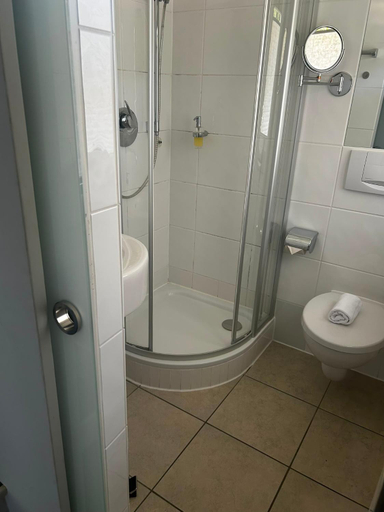 Bathroom 3, Gastehaus Margarete, Miesbach