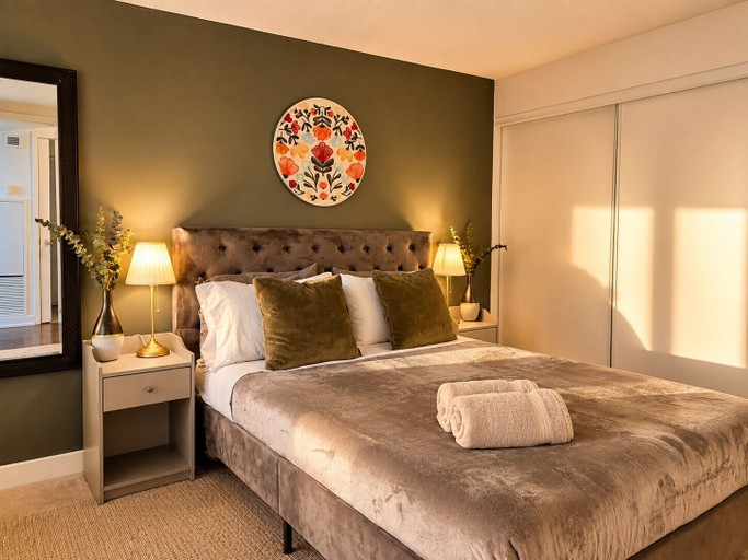 Room 3, Waterfront Imperial Retreat, Toronto