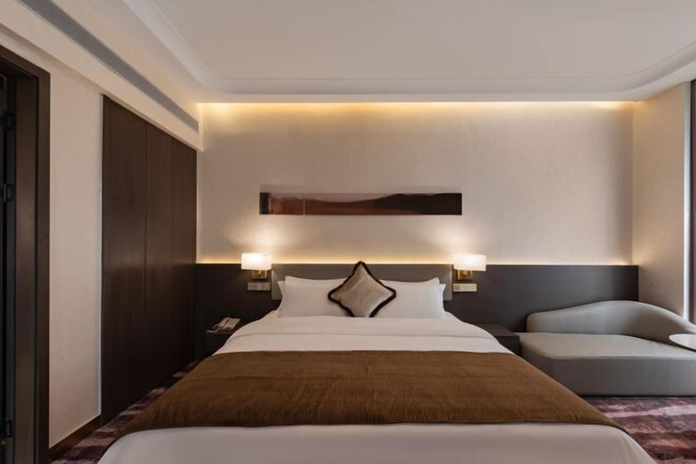 Bedroom 3, Paragon Hotel, Xiangtan
