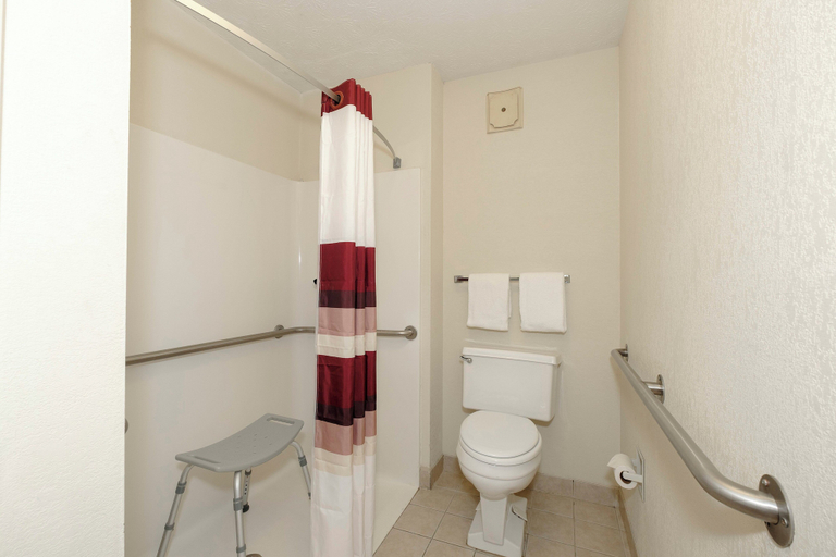 Bathroom 4, Red Roof Inn Edgewood, Harford