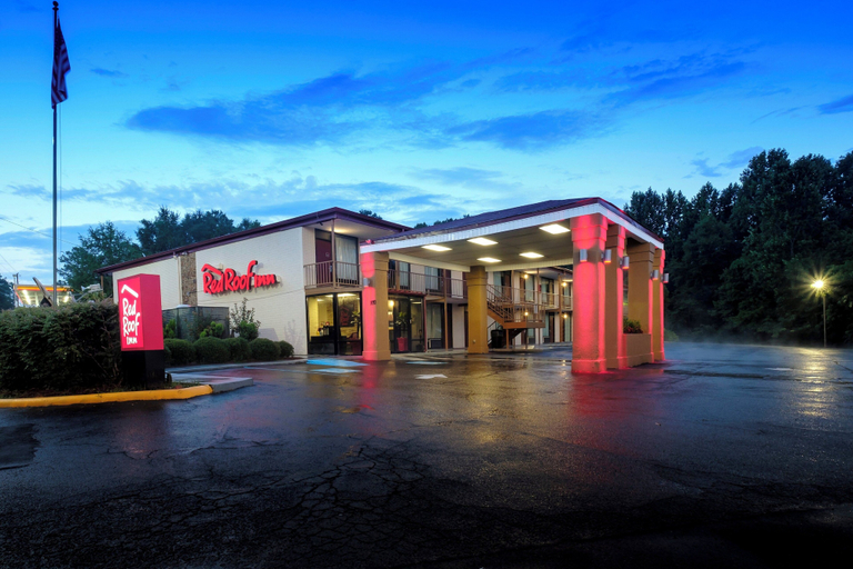 Exterior & Views 2, Red Roof Inn West Point, Troup