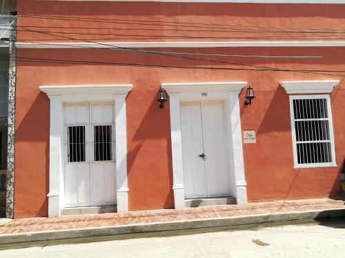 Others 2, Gagaka Rua hostel, Santa Marta (Dist. Esp.)