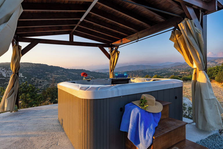 Outdoor spa tub 5, Seaview Wooden Cabin With Jacuzzi