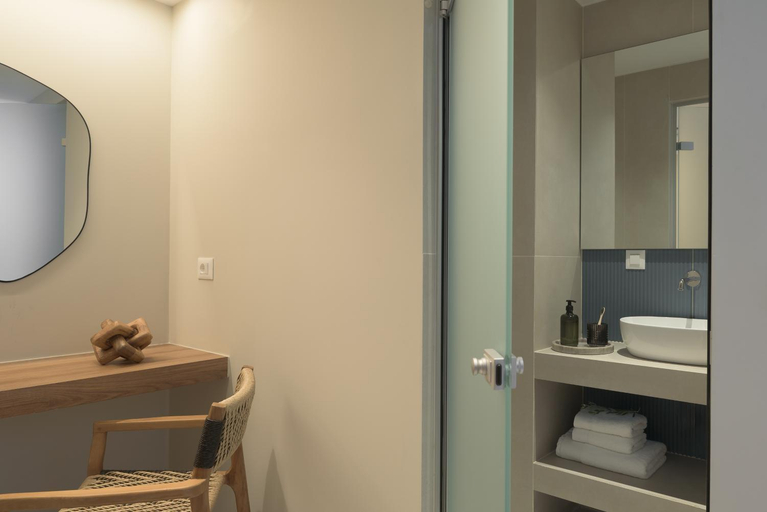 Bathroom 3, Fata Morgana Studios & Apartments, Crete