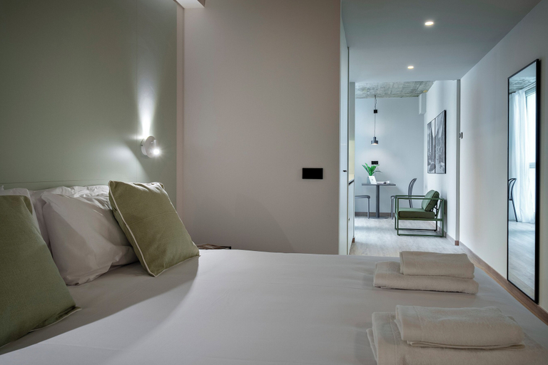 Room 3, Chloe Habitat Apartments, Barcelona