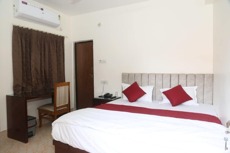 Room 4, Hotel Om Palace, Gwalior