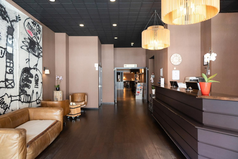 Public Area 3, New Hotel Charlemagne, Bruxelles