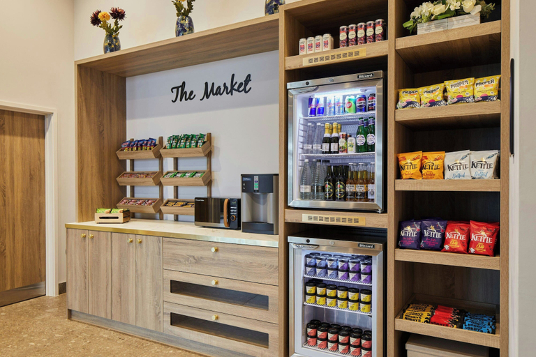 Food & Drinks 5, Courtyard By Marriott Sheffield, Sheffield
