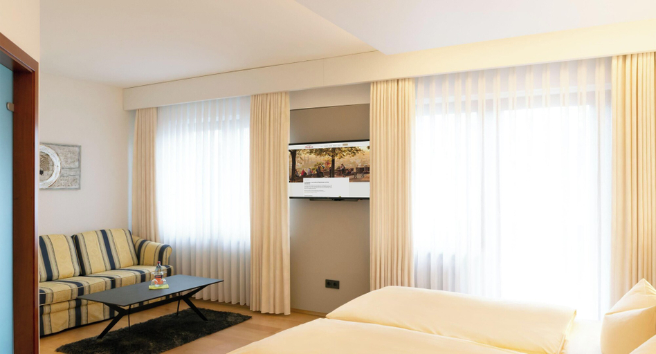 Room 5, Hotel Restaurant Bierhäusle, Freiburg im Breisgau
