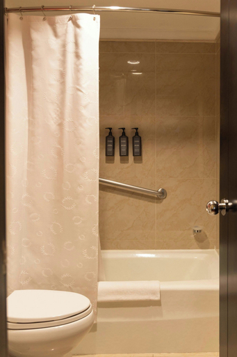 Bathroom 5, Sheraton Lima Historic Center, Lima