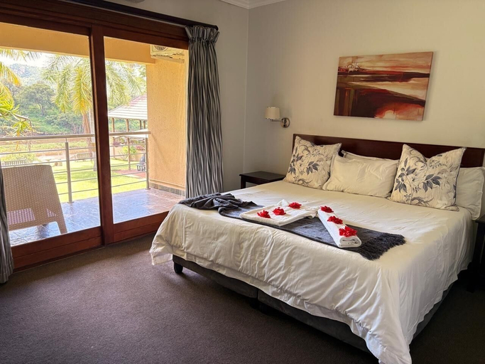 Bedroom 3, RIO VISTA LODGE, Ehlanzeni