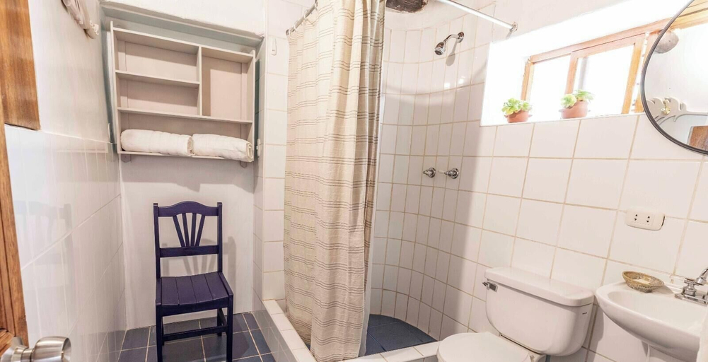 Bathroom, Villa Yucay Garden Cozy Cottage, Urubamba