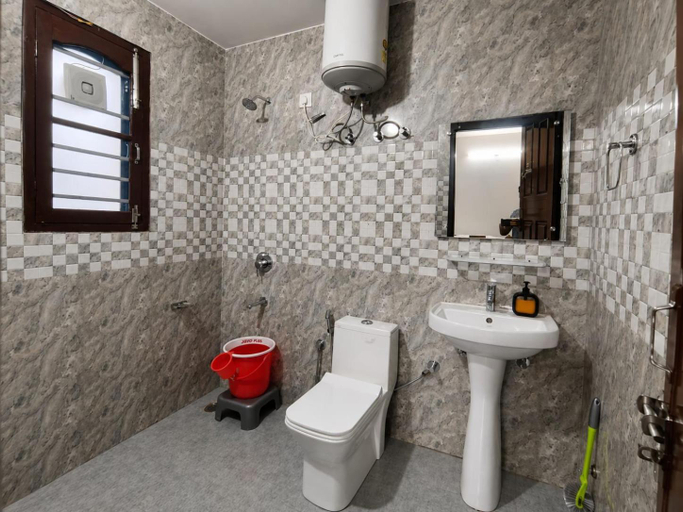 Bathroom 3, Spring Inn Bir-Billing, Kangra