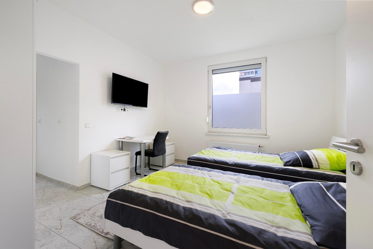 Bedroom 5, Haus Rosa Hostel Fremdenzimmer, Zollernalbkreis
