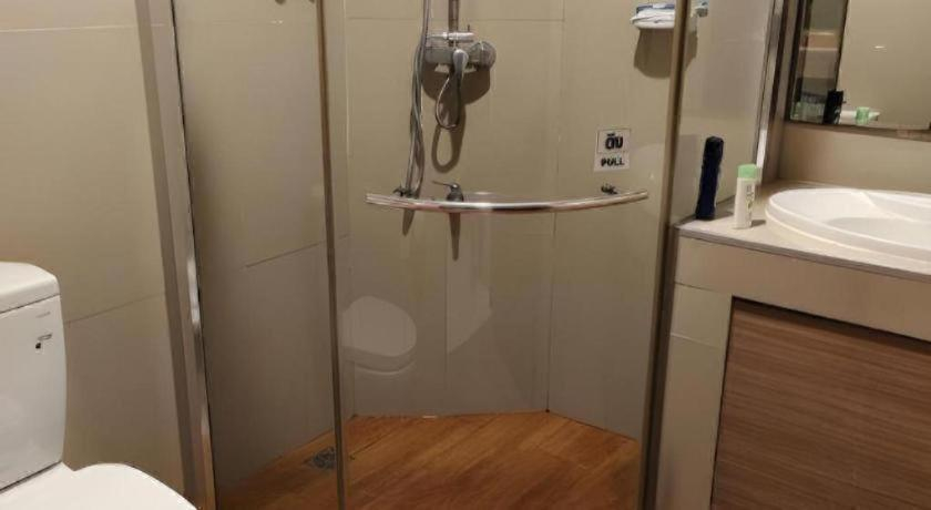 Bathroom 5, The Pino Hotel Pakchong, Pak Chong