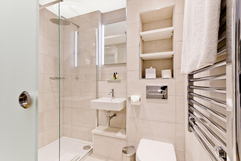 Bathroom 4, Best Western Plus Dunfermline Crossford Keavil House Hotel, Fife
