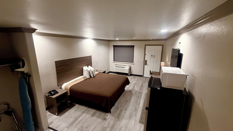Bedroom 3, Luxury Inn & Suites Liberty, Liberty