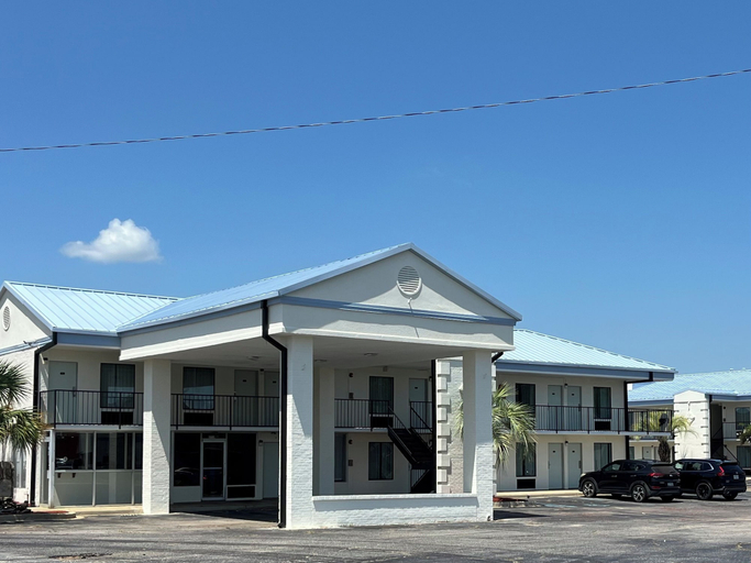 Exterior & Views 2, Baymont by Wyndham Sumter Northwest, Sumter